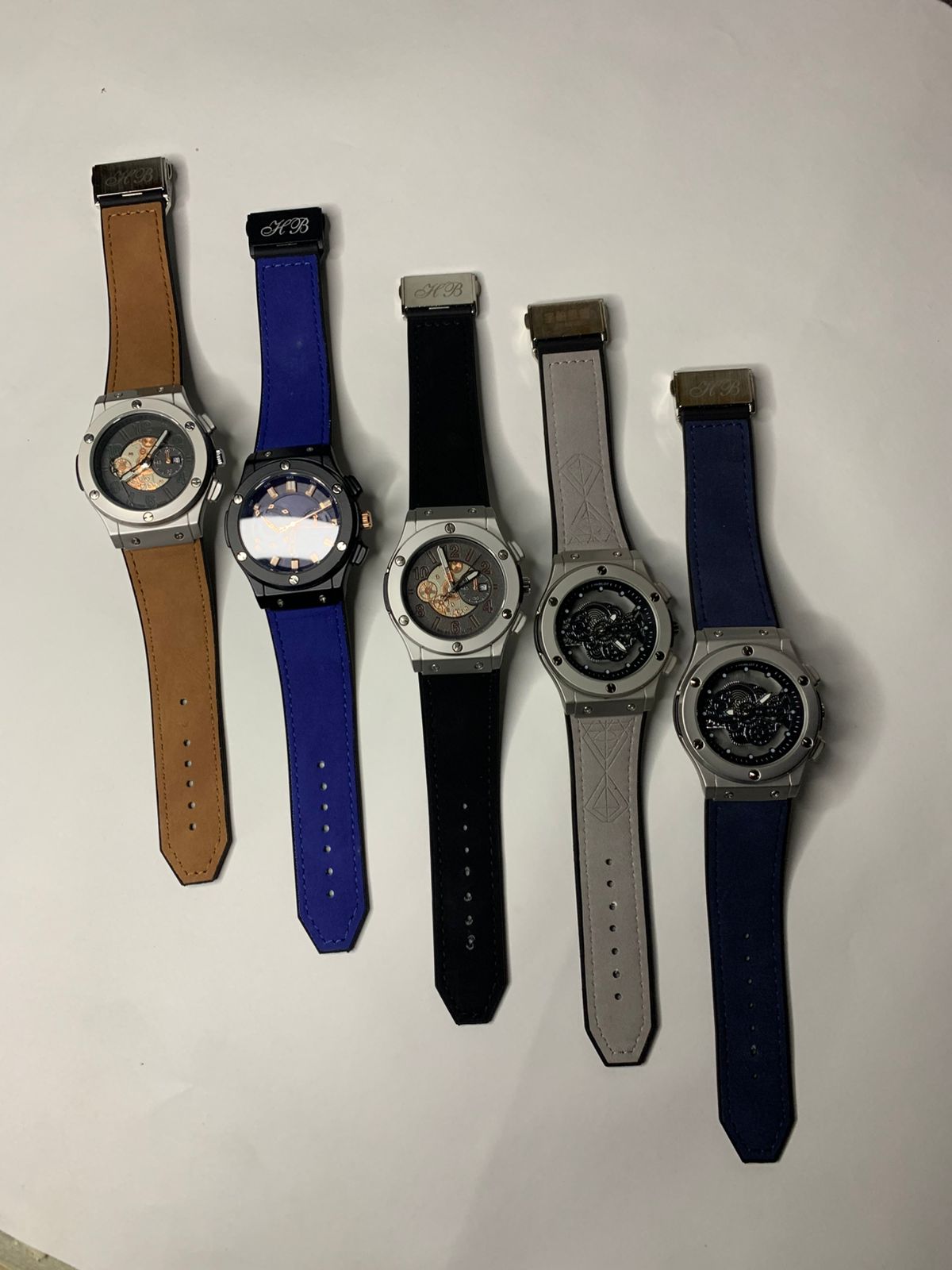 Simple Watch With Leather Strap